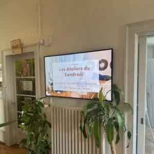 Ecran publicitaire intérieur chez Balthasar