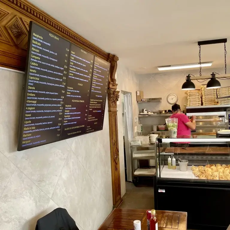 Menu board digital restaurant Lausanne affichage dynamique DigiCast