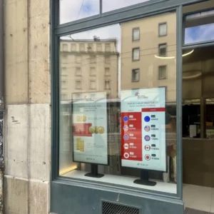 Ecran vitrine Global exchange of Switzerland