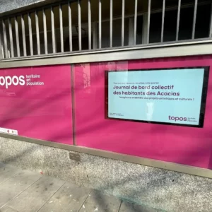 Ecran vitrine Association TOPOS